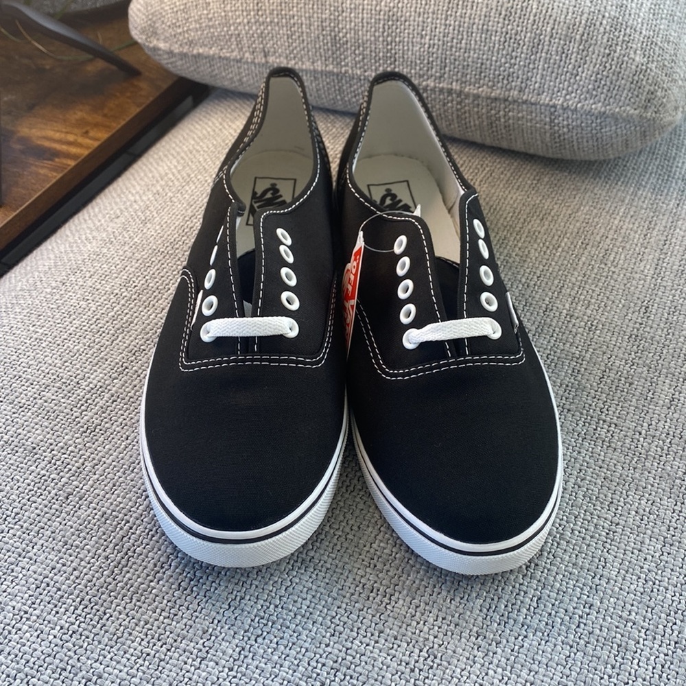 Vans Authentic Low Pro in Black/True White Men’s Size 10 Women’s Size 11.5 - Picture 6 of 8